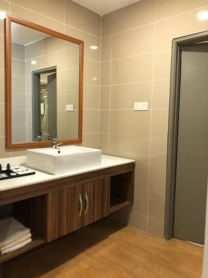 D Gateway Perdana Hotel Bangi Esterno foto